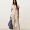 Hose aus 100 % Leinen mit geradem Bein Hose aus 100 % Leinen mit geradem Bein