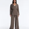 Hose mit geradem Bein, asymmetrischem Streifen und Modal Hose mit geradem Bein, asymmetrischem Streifen und Modal