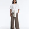 Hose mit geradem Bein, asymmetrischem Streifen und Modal Hose mit geradem Bein, asymmetrischem Streifen und Modal