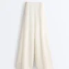Hose mit geradem Bein aus Soft Touch-Modal und Paspelierung Hose mit geradem Bein aus Soft Touch-Modal und Paspelierung