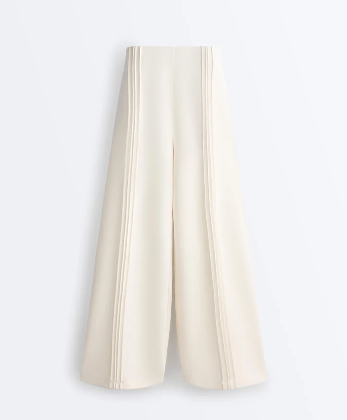 Hose mit geradem Bein aus Soft Touch-Modal und Paspelierung Hose mit geradem Bein aus Soft Touch-Modal und Paspelierung