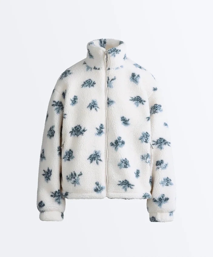 Jacke aus Kunstfell mit Blumenmuster Jacke aus Kunstfell mit Blumenmuster