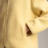Jacke aus Kunstfell mit Kapuze