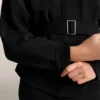 Jacke mit Gürtel aus gebürstetem Modal Jacke mit Gürtel aus gebürstetem Modal