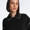 Jacke mit Paspeln im Neopren-Look