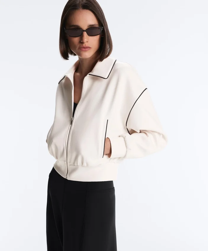 Jacke mit Paspeln im Neopren-Look Jacke mit Paspeln im Neopren-Look