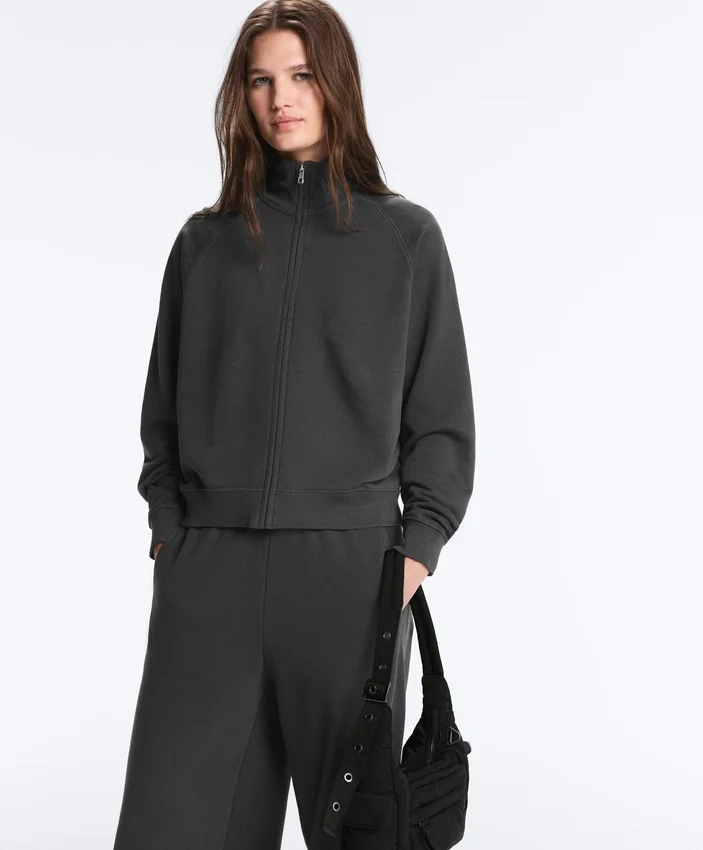 Jacke mit Stehkragen aus Baumwollmisch-Fleece Jacke mit Stehkragen aus Baumwollmisch-Fleece