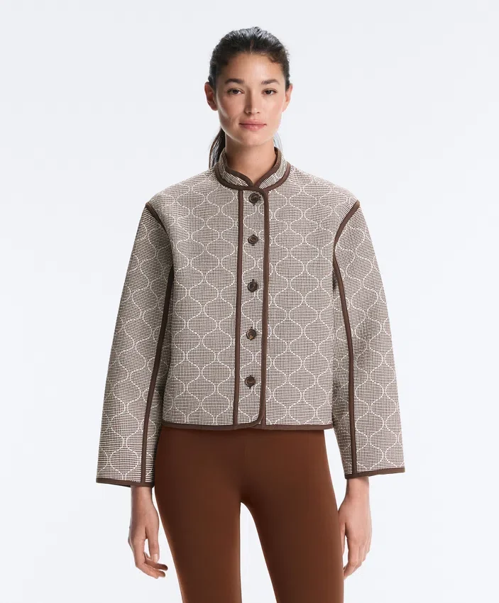 Jacke mit Stehkragen und Kontrast Jacke mit Stehkragen und Kontrast