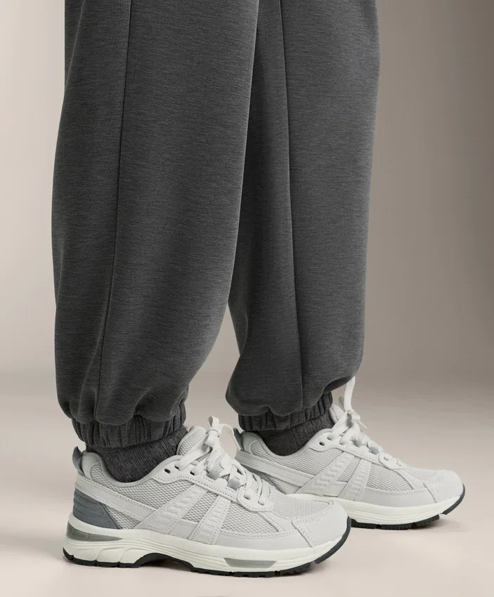 Jogginghose aus gebürstetem Melange-Modal Jogginghose aus gebürstetem Melange-Modal