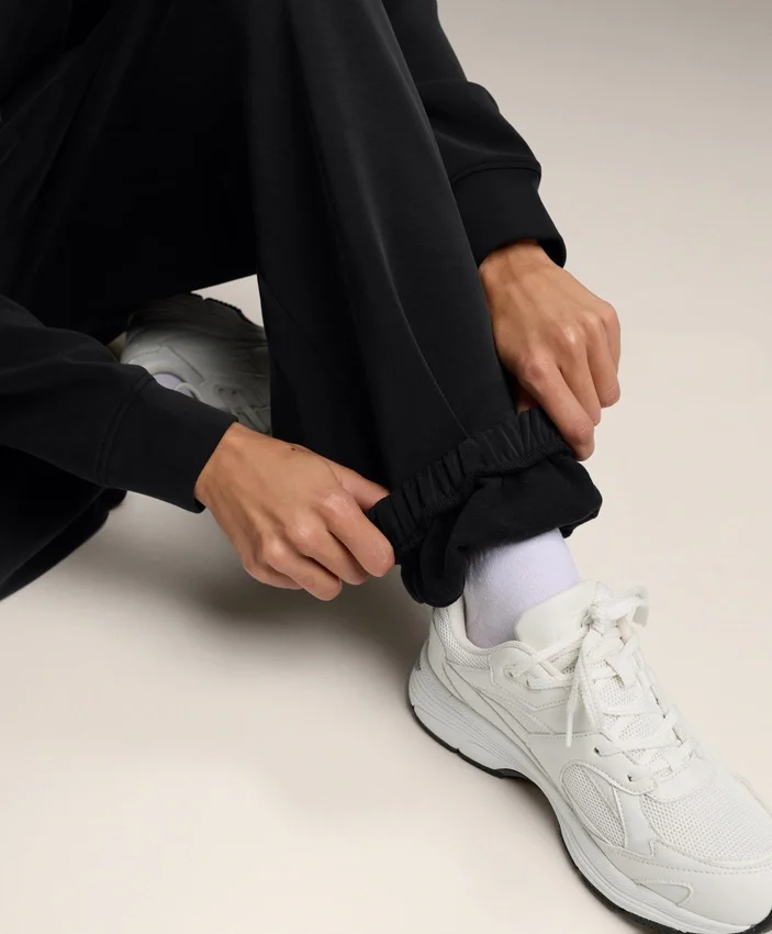 Jogginghose aus gebürstetem Modal Jogginghose aus gebürstetem Modal