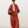 Kapuzenjacke aus 100 % Leinen Kapuzenjacke aus 100 % Leinen