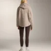 Kapuzenjacke aus Lammfell Kapuzenjacke aus Lammfell