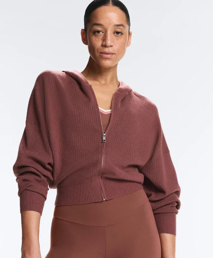 Kapuzenjacke aus Rippstrick Kapuzenjacke aus Rippstrick