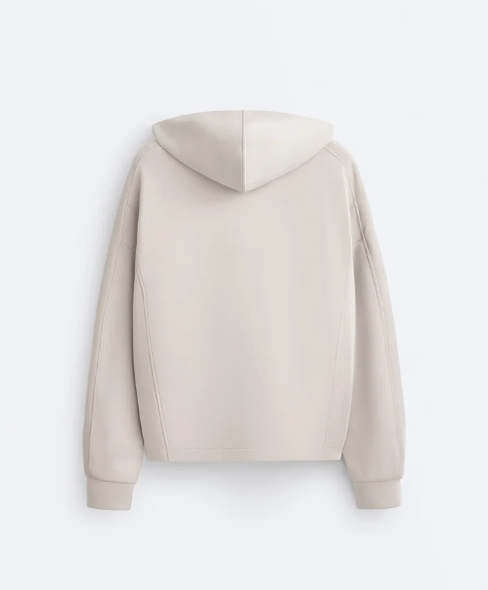 Kapuzenjacke mit Rippdetails aus gebürstetem Modal Kapuzenjacke mit Rippdetails aus gebürstetem Modal