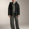 Kapuzenjacke mit Rippdetails aus gebürstetem Modal Kapuzenjacke mit Rippdetails aus gebürstetem Modal