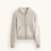 Kapuzenjacke mit weiten Ärmeln aus Baumwolle Kapuzenjacke mit weiten Ärmeln aus Baumwolle
