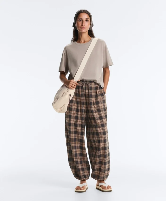 Karierte Bloomer-Hose aus Baumwollmischung Karierte Bloomer-Hose aus Baumwollmischung