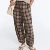 Karierte Bloomer-Hose aus Baumwollmischung Karierte Bloomer-Hose aus Baumwollmischung