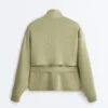 Kastenförmige Cape-Jacke aus Soft Touch-Modal mit Nadelstreifen Kastenförmige Cape-Jacke aus Soft Touch-Modal mit Nadelstreifen