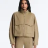 Kastenförmige Jacke im Neopren-Look Kastenförmige Jacke im Neopren-Look