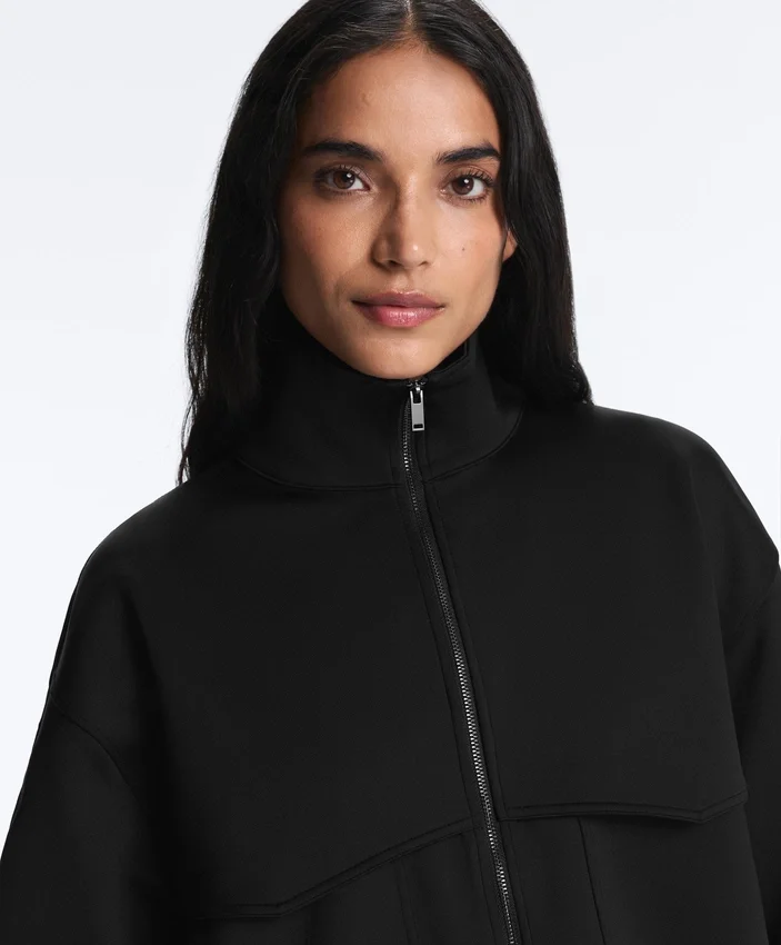 Kastenförmige Jacke im Neopren-Look Kastenförmige Jacke im Neopren-Look