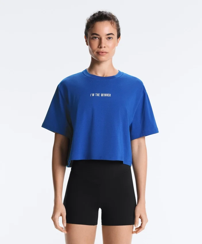 Kastenförmiges, kurzes T-Shirt aus Baumwollmischung mit Aufdruck Kastenförmiges, kurzes T-Shirt aus Baumwollmischung mit Aufdruck