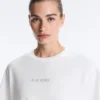 Kastenförmiges, kurzes T-Shirt aus Baumwollmischung mit Aufdruck Kastenförmiges, kurzes T-Shirt aus Baumwollmischung mit Aufdruck