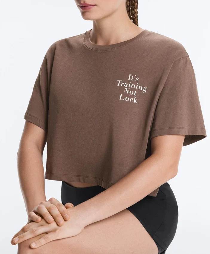 Kastenförmiges, kurzes T-Shirt aus Baumwollmischung mit Aufdruck Kastenförmiges, kurzes T-Shirt aus Baumwollmischung mit Aufdruck