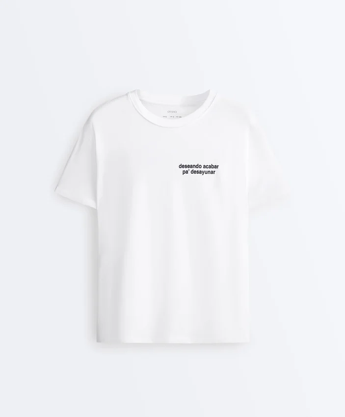 Kastenförmiges T-Shirt aus Baumwollmischung mit Slogan Kastenförmiges T-Shirt aus Baumwollmischung mit Slogan