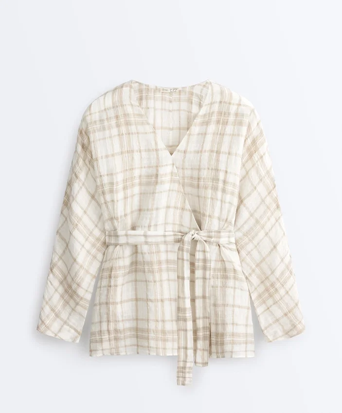 Kimono-Hemd aus einer Mischung aus Leinen und Lyocell mit Karomuster Kimono-Hemd aus einer Mischung aus Leinen und Lyocell mit Karomuster