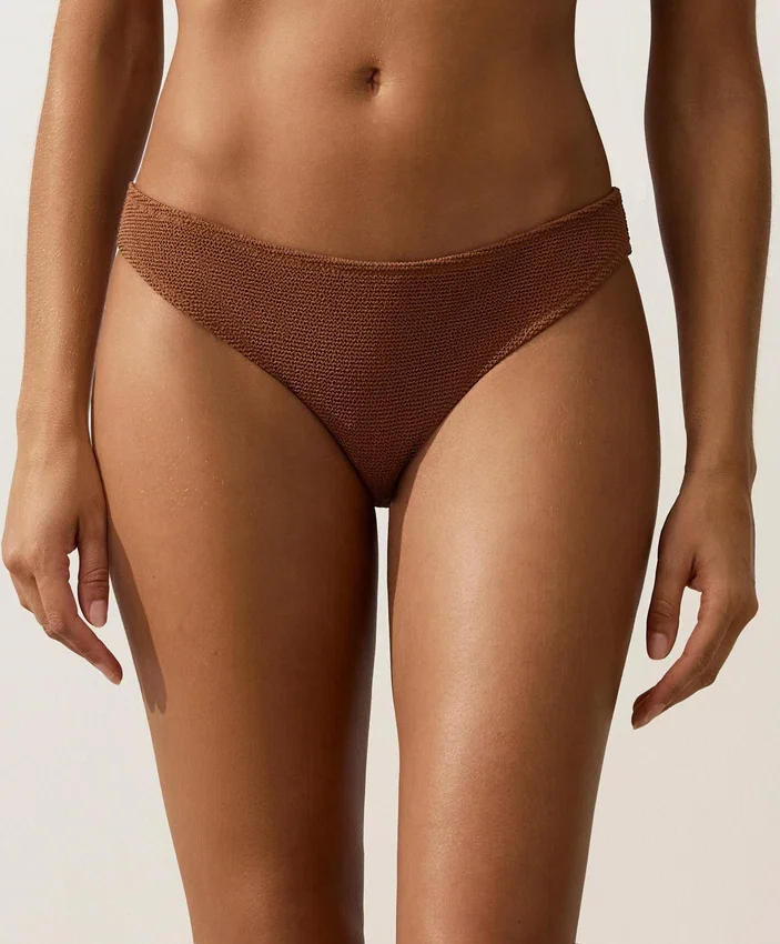 Klassische Bikini-Slips aus Crinkle-Stoff Klassische Bikini-Slips aus Crinkle-Stoff