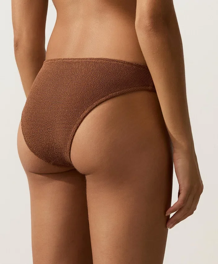 Klassische Bikini-Slips aus Crinkle-Stoff Klassische Bikini-Slips aus Crinkle-Stoff