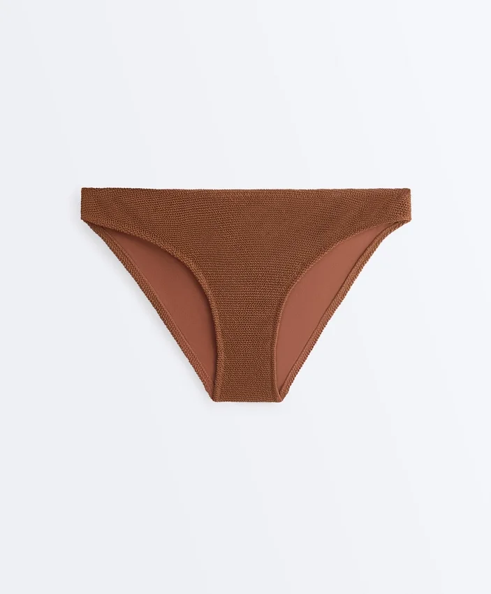 Klassische Bikini-Slips aus Crinkle-Stoff Klassische Bikini-Slips aus Crinkle-Stoff