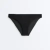 Klassische Bikini-Slips aus Piqué Klassische Bikini-Slips aus Piqué