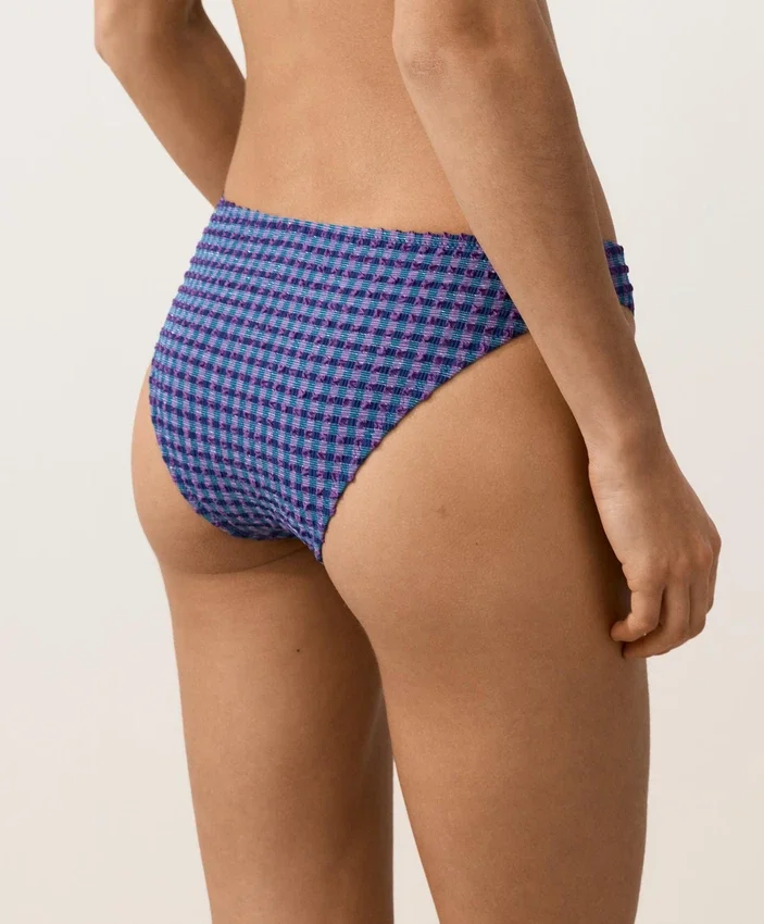 Klassische Bikini-Slips im Gingham-Muster Klassische Bikini-Slips im Gingham-Muster