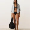 Klassische Bikinis mit Paspelierung Klassische Bikinis mit Paspelierung