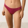 Klassische Bikinis-Slips aus geometrischem Jacquard Klassische Bikinis-Slips aus geometrischem Jacquard