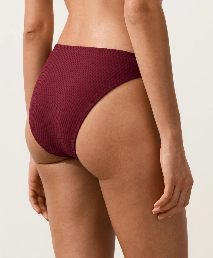 Klassische Bikinis-Slips aus Jacquard mit Mini-Karomuster Klassische Bikinis-Slips aus Jacquard mit Mini-Karomuster