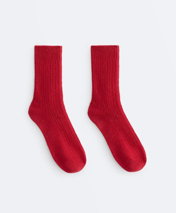 Klassische Socken 15 % Kaschmir 10 % Wolle Klassische Socken 15 % Kaschmir 10 % Wolle