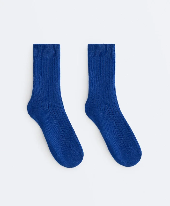 Klassische Socken 15 % Kaschmir 10 % Wolle Klassische Socken 15 % Kaschmir 10 % Wolle