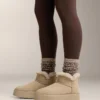 Klassische Socken aus 19 % Kaschmir und 12 % Wolle Klassische Socken aus 19 % Kaschmir und 12 % Wolle