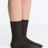 Klassische Socken aus Seidenmischung mit Rippenstruktur