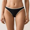 Klassischer Bikini-Slip mit Kontrastbesatz Klassischer Bikini-Slip mit Kontrastbesatz