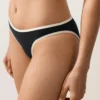 Klassischer Bikini-Slip mit Kontrastbesatz Klassischer Bikini-Slip mit Kontrastbesatz