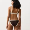 Klassischer Bikini-Slip mit Kontrastbesatz Klassischer Bikini-Slip mit Kontrastbesatz