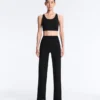 Komfortable Comfortlux-Hose mit geradem Bein und hoher Taille Komfortable Comfortlux-Hose mit geradem Bein und hoher Taille