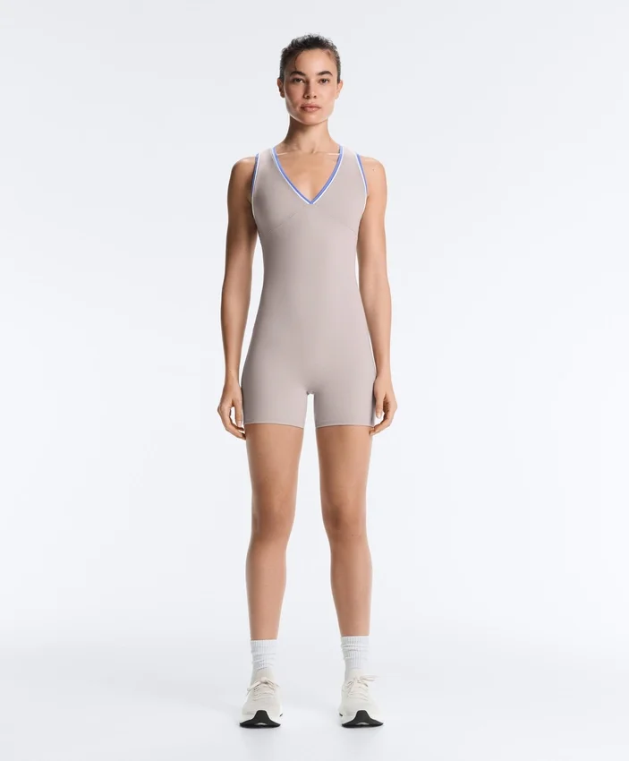 Kontrastfarbener, Compressive kurzer Jumpsuit Kontrastfarbener, Compressive kurzer Jumpsuit