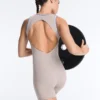 Kontrastfarbener, Compressive kurzer Jumpsuit Kontrastfarbener, Compressive kurzer Jumpsuit