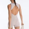 Kontrastfarbener, Compressive kurzer Jumpsuit Kontrastfarbener, Compressive kurzer Jumpsuit