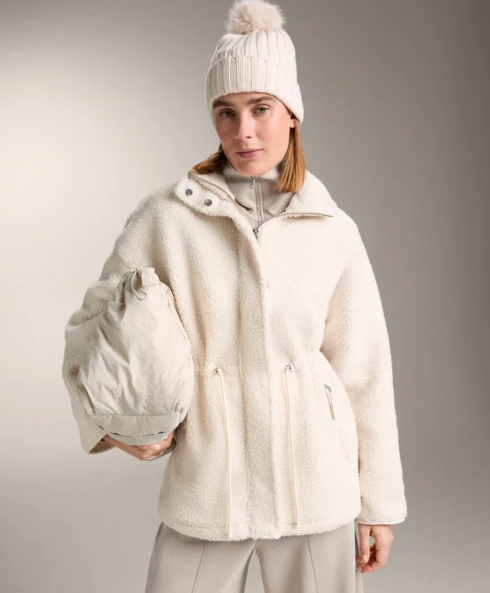 Kunstfelljacke mit verstellbarer Taille Kunstfelljacke mit verstellbarer Taille